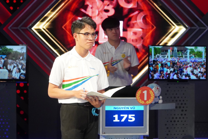 Đặng Lê Nguyên Vũ vô địch Đường lên đỉnh Olympia năm thứ 22 - 5