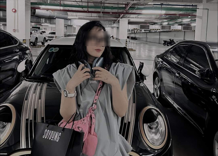 Công an TP Phan Thiết thu giữ ô tô bị 'Tina Duong' chiếm đoạt - 2