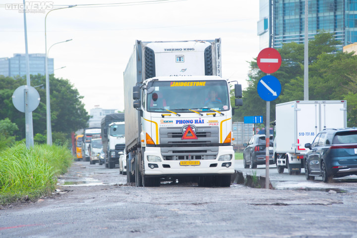 3 ‘nút thắt cổ chai’ gây ùn tắc ở cửa ngõ phía Nam TP.HCM - 10