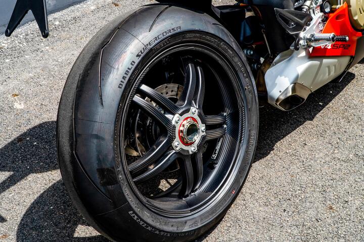 Ducati Panigale V4 SP2 độc nhất Việt Nam giá hơn 1,3 tỷ đồng - 6