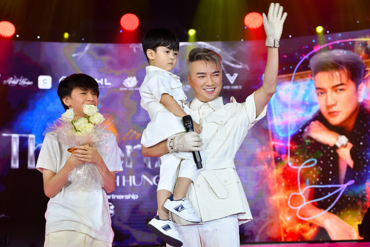 Sao Việt gây ngỡ ngàng khi công khai con ruột sau nhiều năm giấu kín - 1