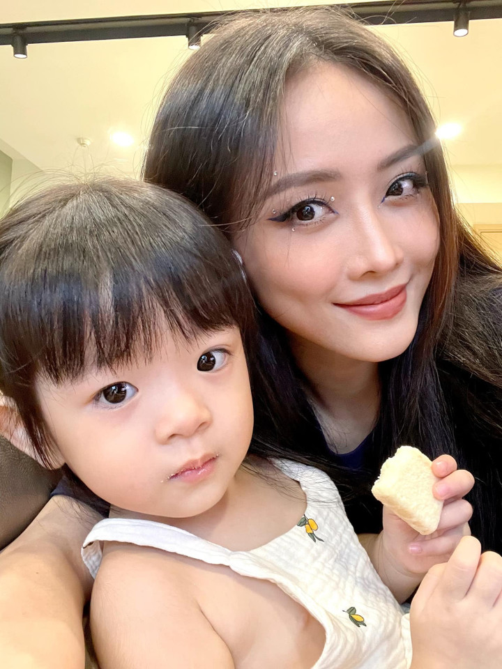 Sao Việt gây ngỡ ngàng khi công khai con ruột sau nhiều năm giấu kín - 8