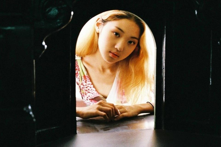 Người độc thân ở Hàn Quốc lăn lộn nhiều nghề mới đủ sống - 1