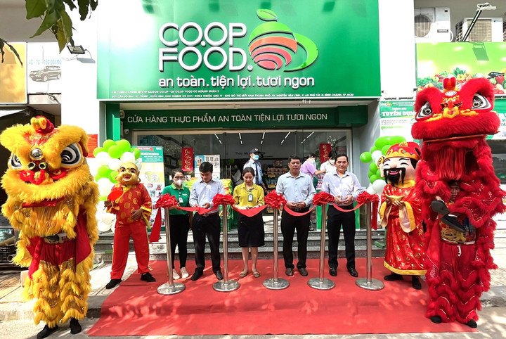 Hệ thống Co.op Food đưa vào hoạt động 2 cửa hàng mới tại TP.HCM - 3