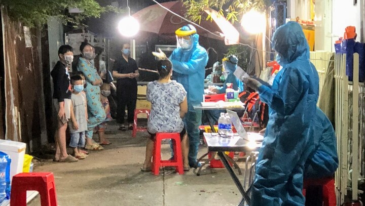 Số F1 đang cách ly ở TP.HCM gia tăng - 1