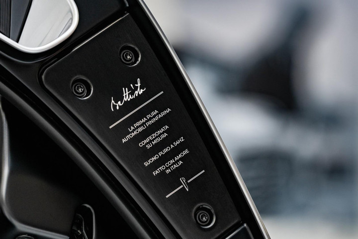 Bộ đôi hypercar Pininfarina Battista Hyper GT trị giá gần 6 triệu USD - 6