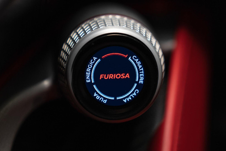 Bộ đôi hypercar Pininfarina Battista Hyper GT trị giá gần 6 triệu USD - 8