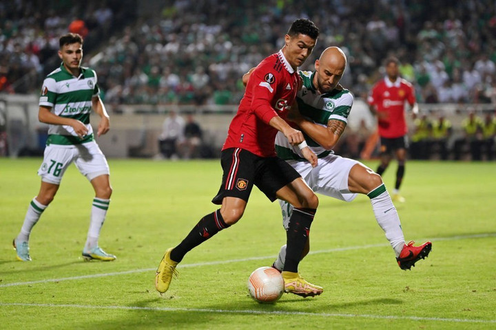 Trực tiếp bóng đá Omonia Nicosia 2-3 Man Utd: Ronaldo liên tiếp bỏ lỡ cơ hội - 1
