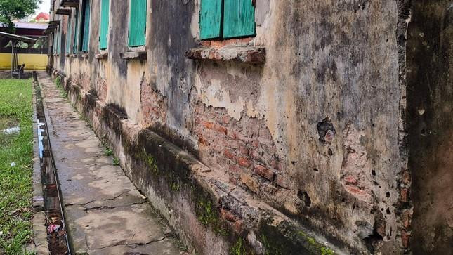 Trường tiểu học xuống cấp, học sinh Hải Dương phải đi học nhờ - 8