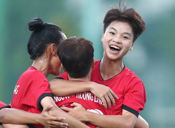 Giải vô địch Nữ U16 Quốc gia 2022: Hà Nội thắng nghẹt thở - 1