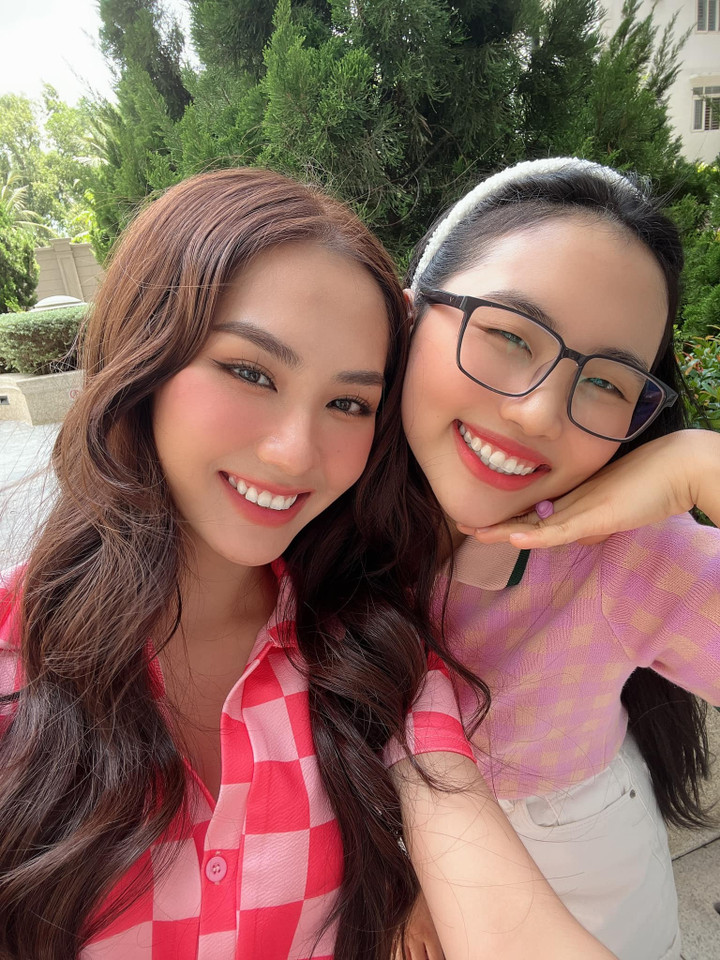 Sao Việt 9/10: Ảnh thời trẻ xinh đẹp của Vân Dung bên Quốc Khánh - 3