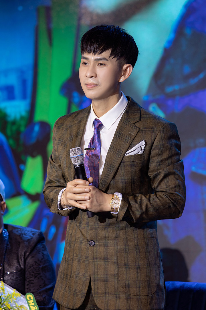 Châu Gia Kiệt: 'Tôi đã sẵn sàng để làm bố ở tuổi 42' - 2