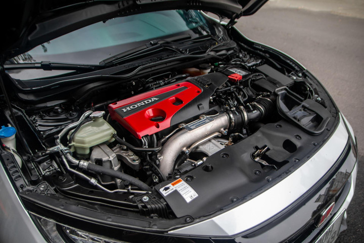 Ông Đặng Lê Nguyên Vũ sở hữu Honda Civic Type R độc nhất Việt Nam - 11