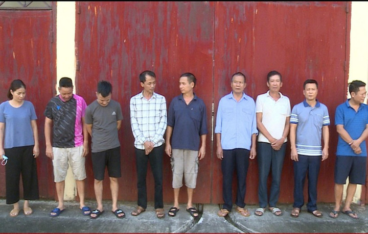 Triệt phá đường dây lô đề sử dụng công nghệ cao ở Vĩnh Phúc - 1