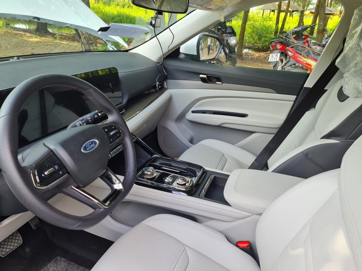 Những mẫu xe sẽ ra mắt thị trường Việt trong tháng 10 - 2