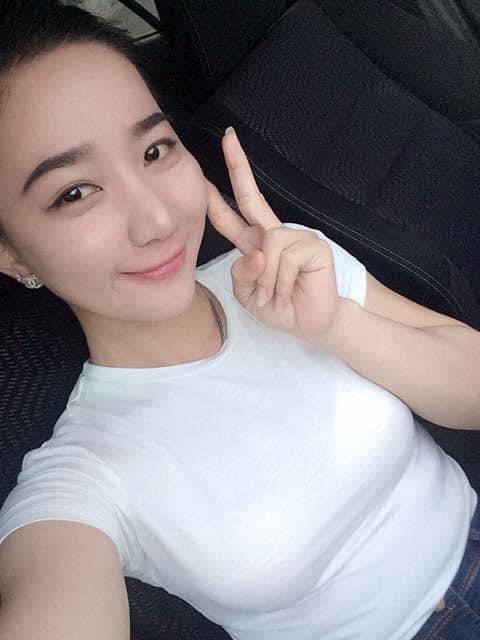 Lê Dương Bảo Lâm khoe loạt ảnh bà xã xinh đẹp thời còn son - 2