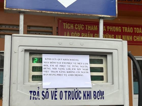 TP.HCM hiện có 54 cửa hàng tạm hết xăng dầu - 2