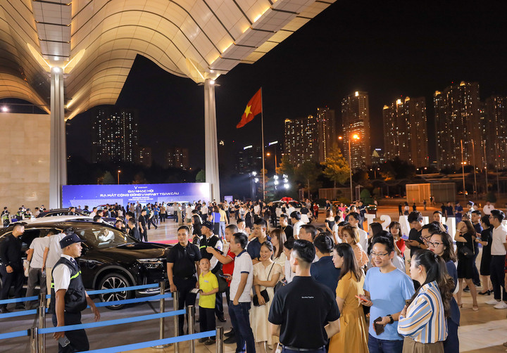 Màn ra mắt ngập tràn cảm xúc của Cộng đồng VinFast toàn cầu - 1