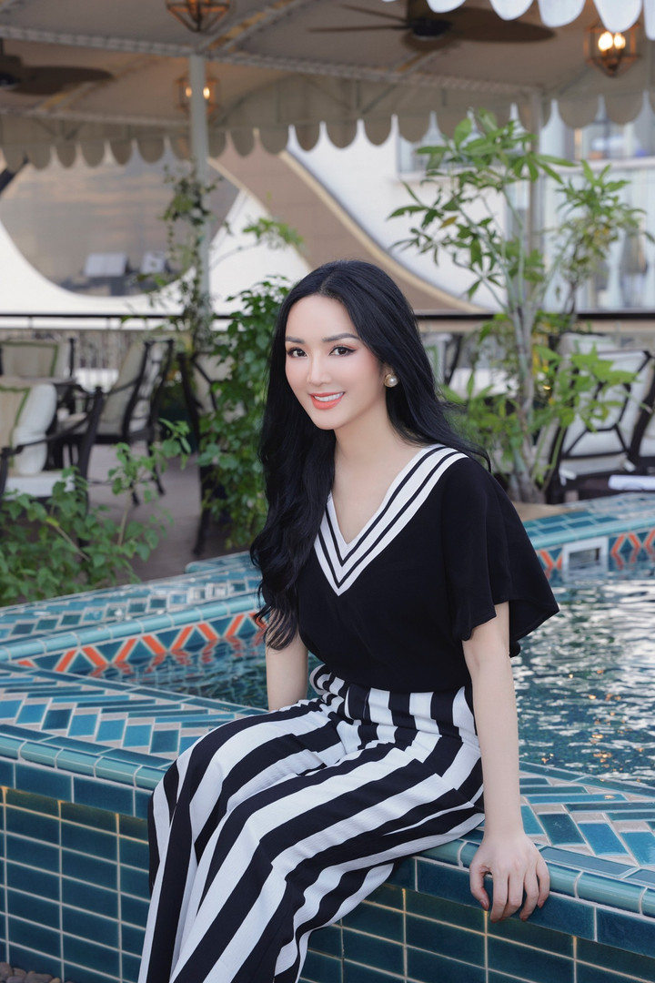 Sao Việt 12/10: Bà xã Công Lý thông báo sức khỏe của chồng - 7