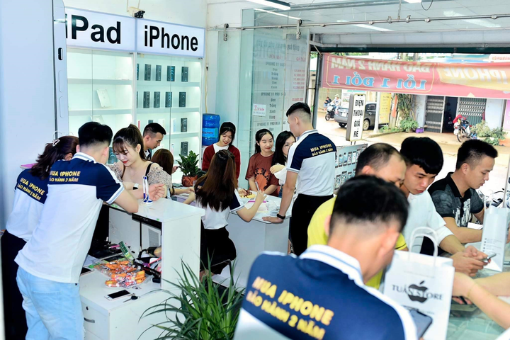 Chuỗi cửa hàng điện thoại Tuấn Store: Địa chỉ mua sắm iPhone uy tín - 1