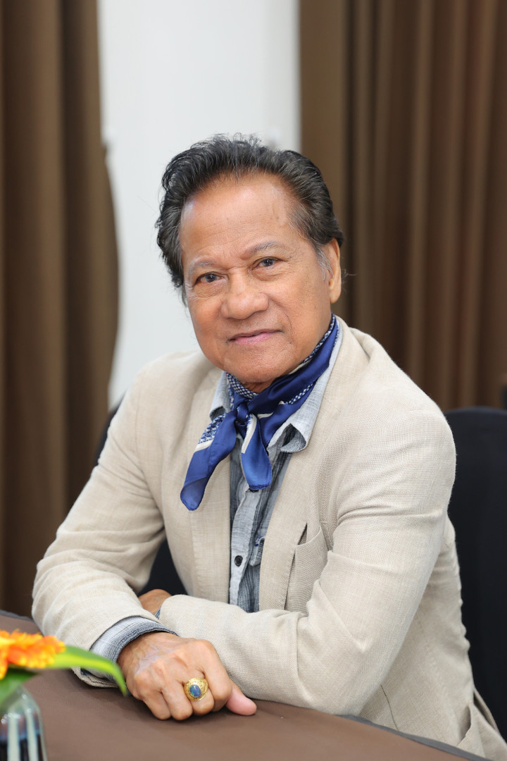 4 bố con Chế Linh sẽ cùng hòa giọng trên sân khấu 'Tết vạn lộc 2023' - 2