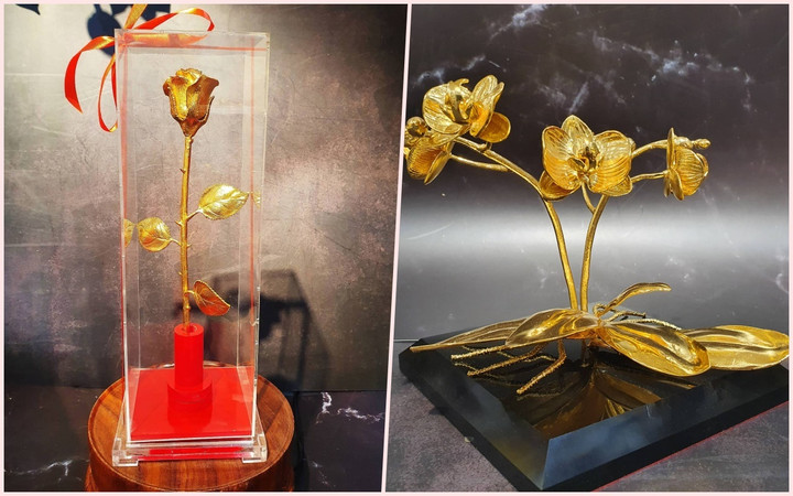 Quy trình dát vàng cho cành hồng, cành lan làm quà 20/10 xa xỉ - 3