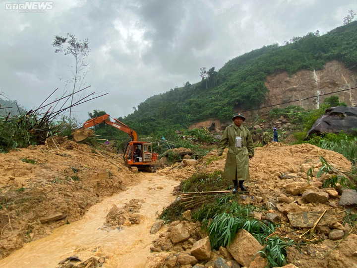 Cận cảnh hiện trường thủy điện ở Quảng Ngãi sạt lở khiến một công nhân mất tích - 5