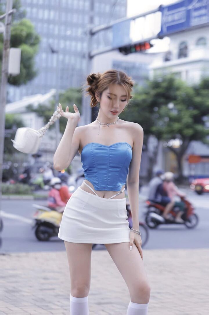 Sao Việt 13/10: Diva Thanh Lam trẻ đẹp bên con gái - 7