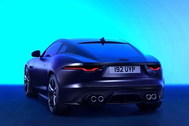 Jaguar ra mắt phiên bản đặc biệt F-Type 75 - 2