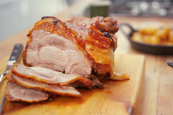 Cách ăn thịt lợn sao cho an toàn với sức khỏe - 1