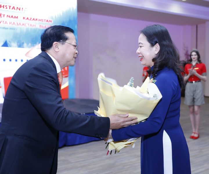 Cơ hội khám phá Việt Nam dành cho du khách Kazakhstan với Vietjet - 1