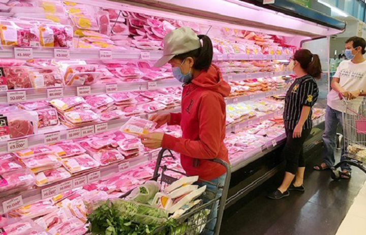 Giá heo hơi hôm nay 14/10: Tăng nhẹ 1.000 đồng/kg - 2