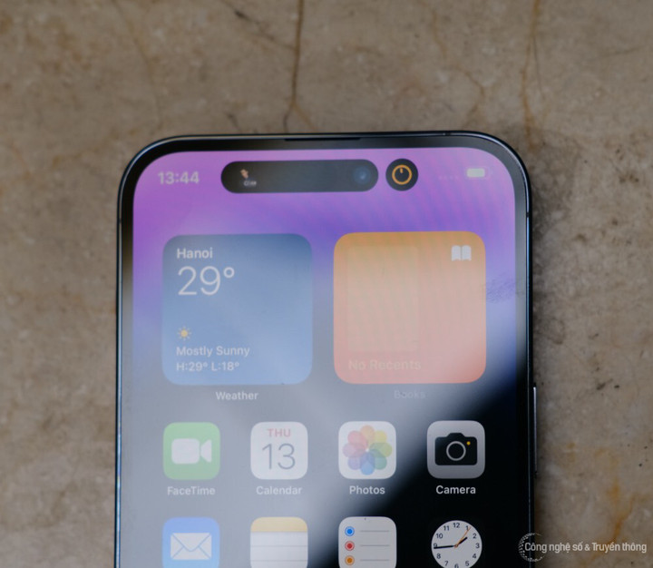 Mở hộp sớm iPhone 14 Pro Max dành cho thị trường Việt Nam - 7