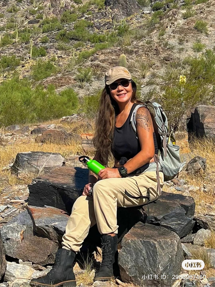 Cụ bà 70 tuổi gây sốc bởi vẻ trẻ trung khó tin, giới trẻ rần rần xin bí quyết - 1