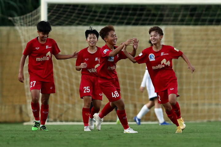 Phong Phú Hà Nam vô địch giải bóng đá nữ U16 Quốc gia 2022 - 1
