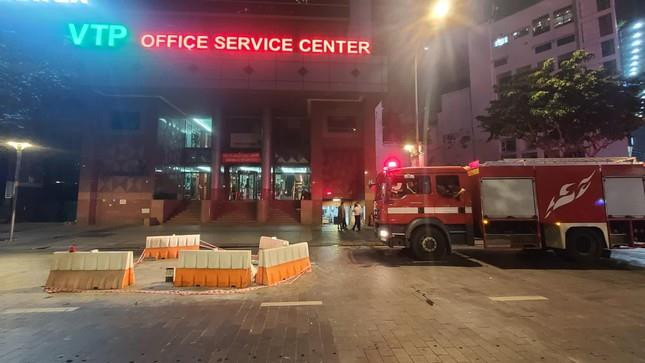 Công an TP.HCM thông tin vụ cháy tại tòa nhà Vạn Thịnh Phát - 1