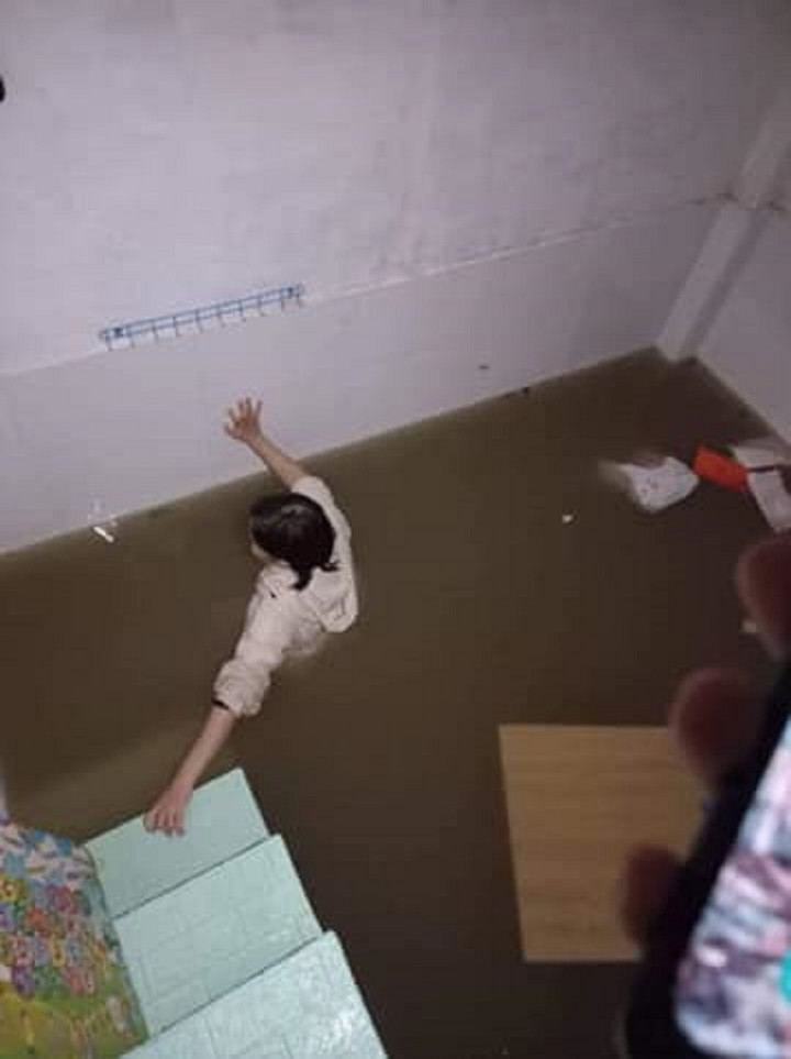 Đà Nẵng ngập sâu, người dân lên mạng xã hội kêu cứu - 6