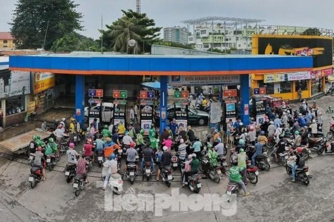 Bộ Công Thương họp kín gì với 31 doanh nghiệp đầu mối xăng dầu? - 2