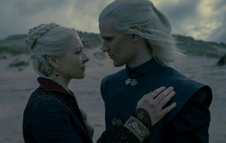 Bộ phim 18+ khiến khán giả phát cáu tưởng tivi bị hỏng - 1