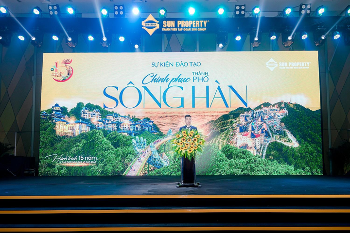 Bùng nhiệt huyết cùng hàng trăm chuyên viên kinh doanh BĐS Đà Nẵng - 2