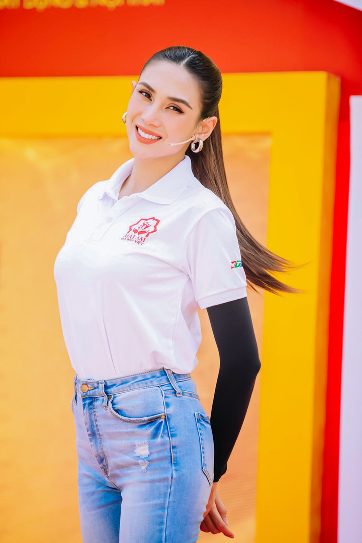 Siêu mẫu Võ Hoàng Yến: 'Bạn trai khiến tôi trưởng thành hơn' - 2