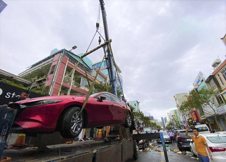 Xe ngập trong mưa lũ ở Đà Nẵng, bảo hiểm chi trả thế nào? - 2