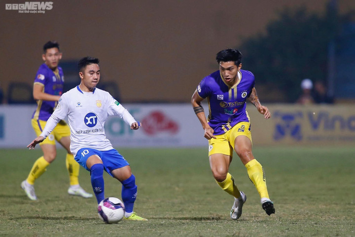 Trực tiếp bóng đá Hà Nội FC 5-2 Nam Định: Đoàn Văn Hậu ghi bàn - 3