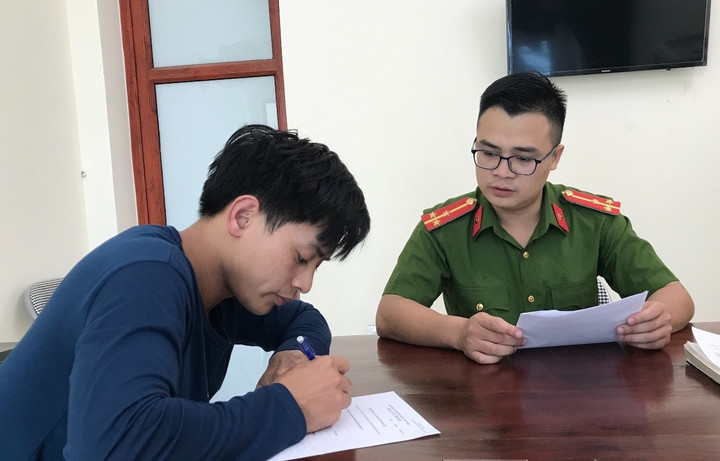 Bắt 6 thanh niên ở Bắc Kạn làm nữ sinh lớp 8 mang thai - 1