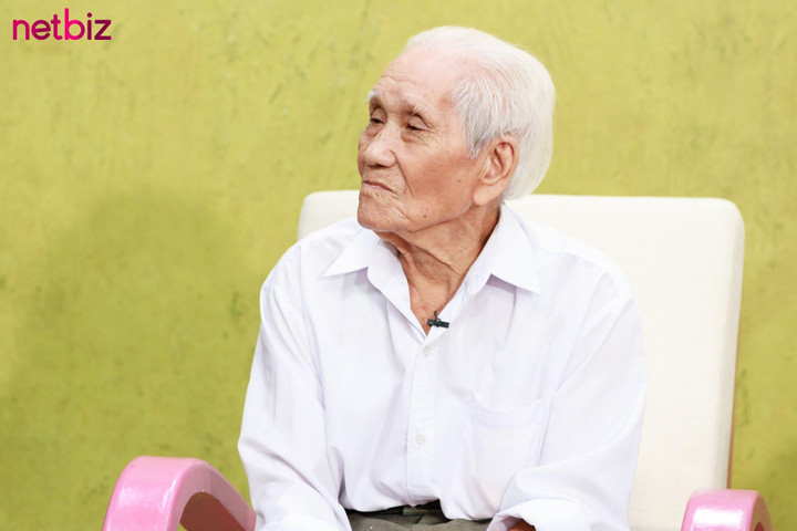 MC Quyền Linh lặng người xót xa trước nguyện ước của vợ chồng U90 - 4