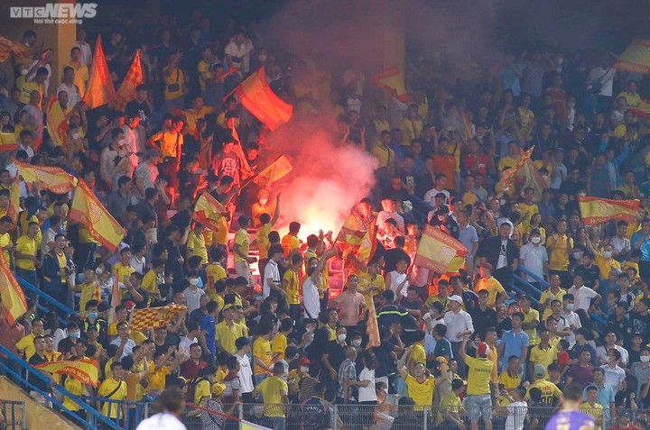 Trực tiếp bóng đá Hà Nội FC 5-2 Nam Định: Đoàn Văn Hậu ghi bàn - 2