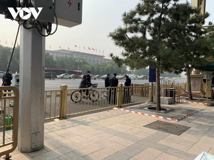 Toàn cảnh Bắc Kinh trước thềm Đại hội Đảng Cộng sản Trung Quốc lần thứ XX - 8