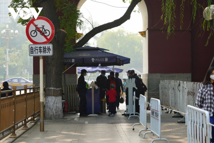 Toàn cảnh Bắc Kinh trước thềm Đại hội Đảng Cộng sản Trung Quốc lần thứ XX - 7