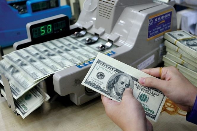 USD 'chợ đen' tăng vọt - 1