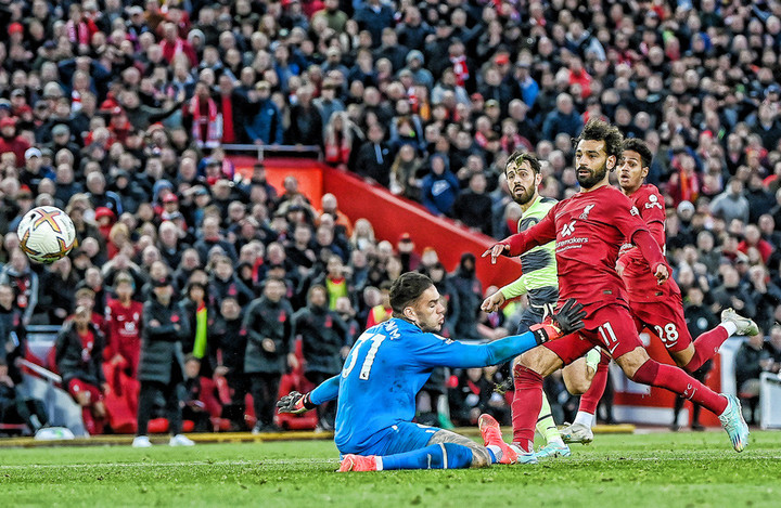 Salah chói sáng, Liverpool quật ngã Man City - 3
